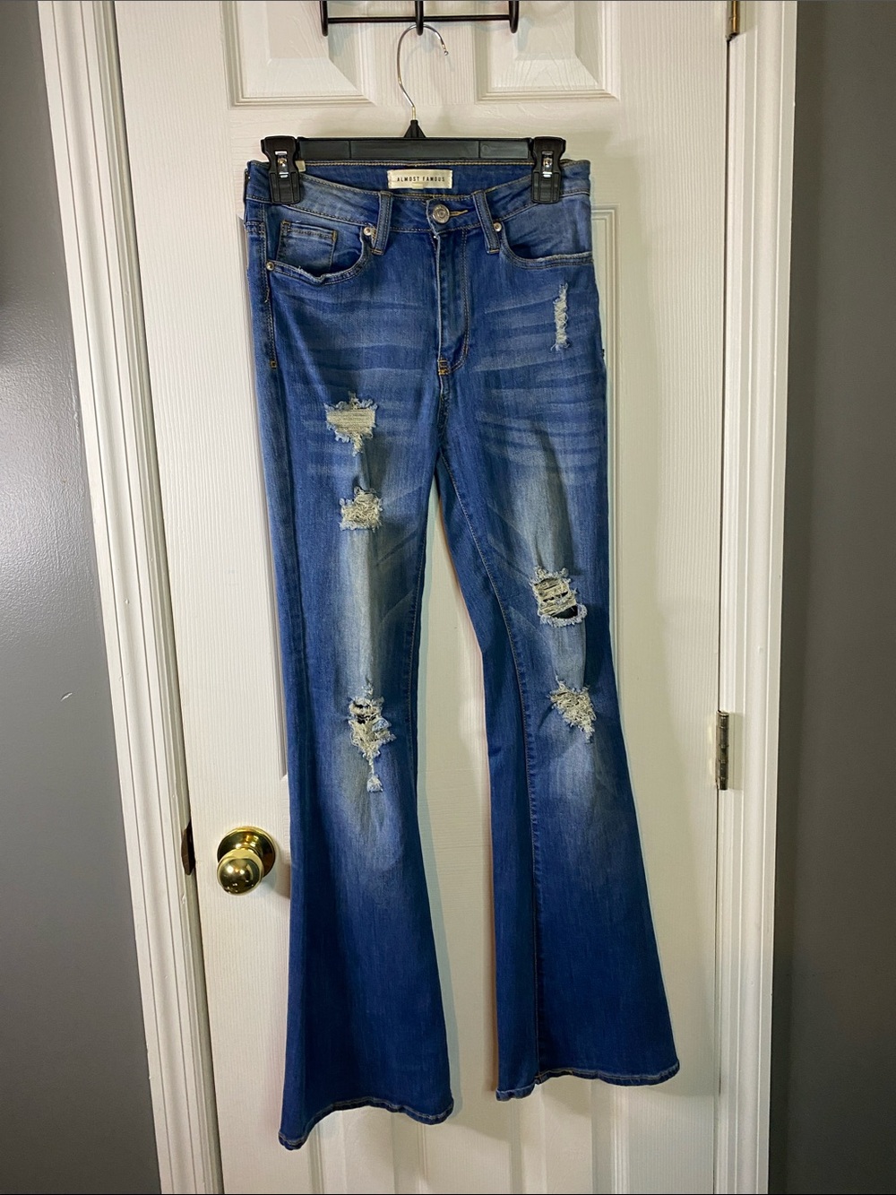 Almost Famous Blue Distressed Flare Jeans Womens Size5